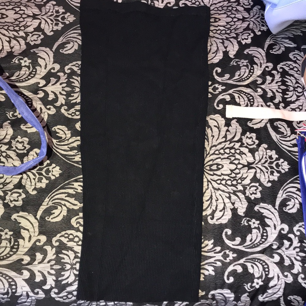 Black long skirt